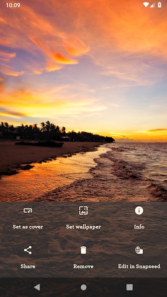 【软件名称】Les Pas【软件功能】云相册【支持平台】#Android【软件简介】一款开源的专门针对 Nextcloud 私有云的第三方相册应用，可以用来在 Android 设备与 Nextcloud 之间双向同步照片，还能整合 Snapseed 软件联动修图